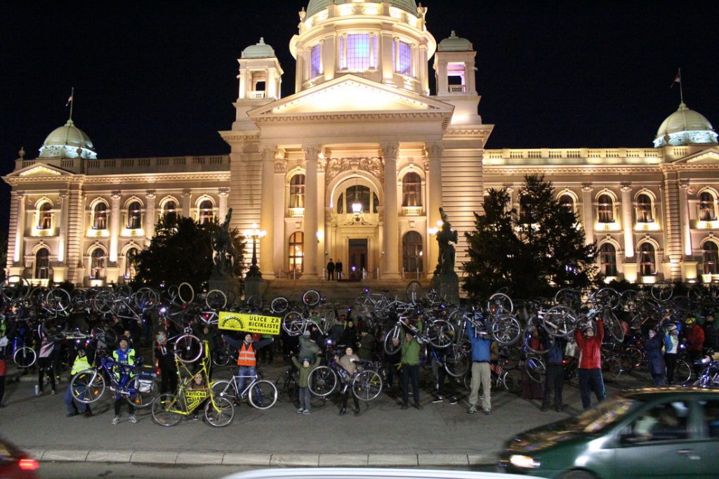 Biciklisti Skupština Svetla su zakon
